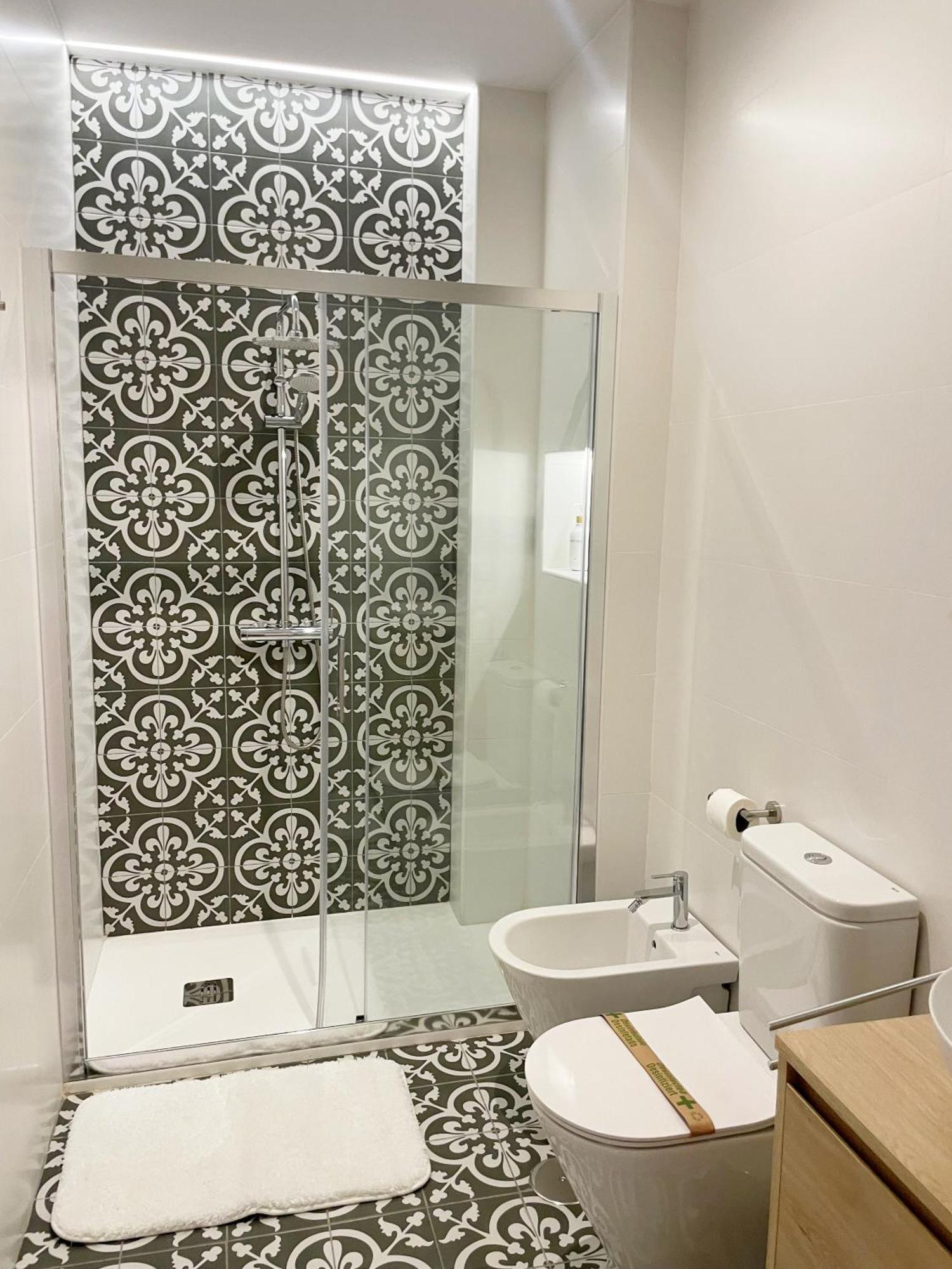 Piso Familiar Con Tres Habitaciones En La Goleta Málaga Eksteriør bilde
