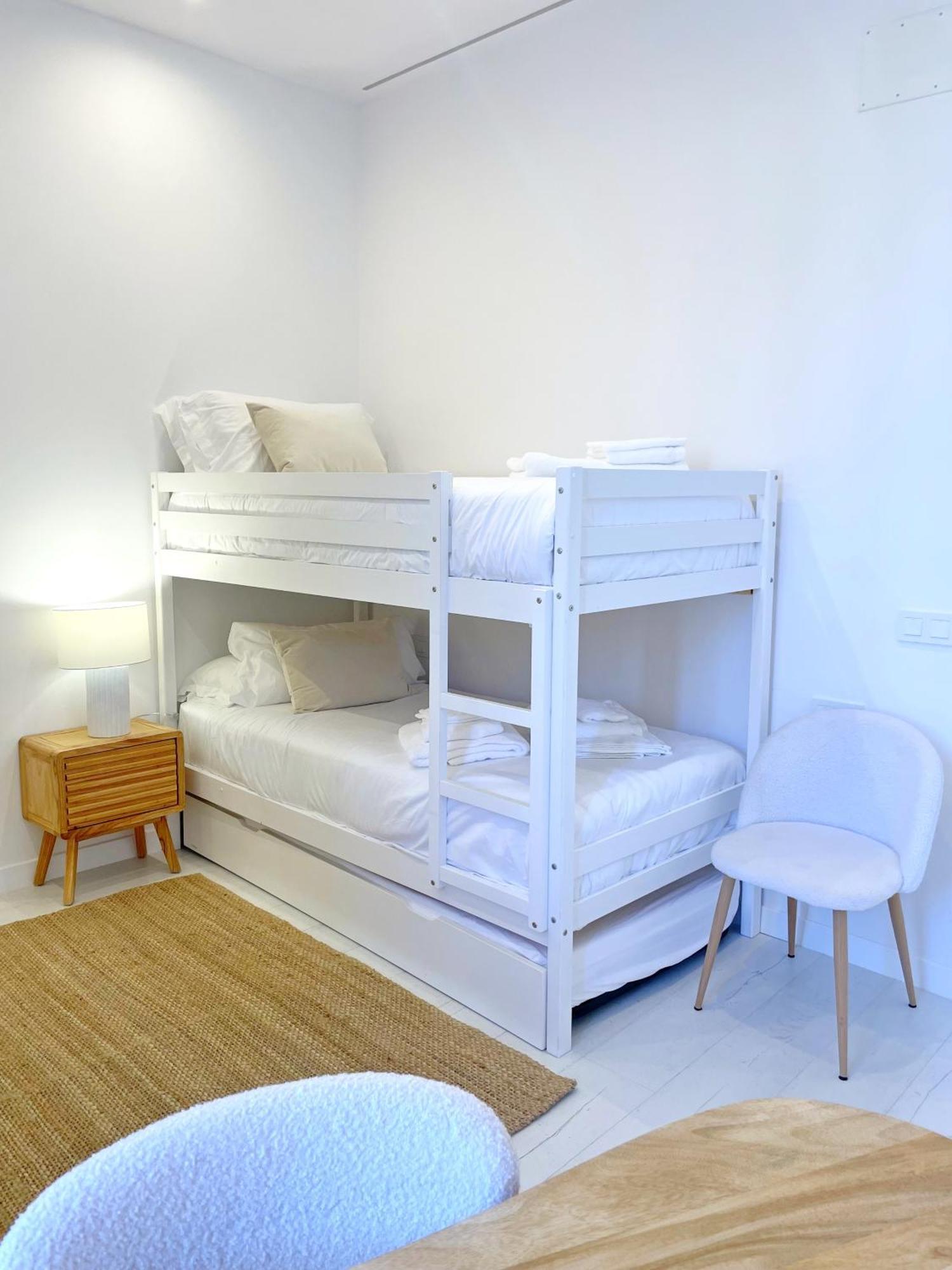 Piso Familiar Con Tres Habitaciones En La Goleta Málaga Eksteriør bilde